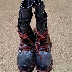 Freebird size 8 color ice